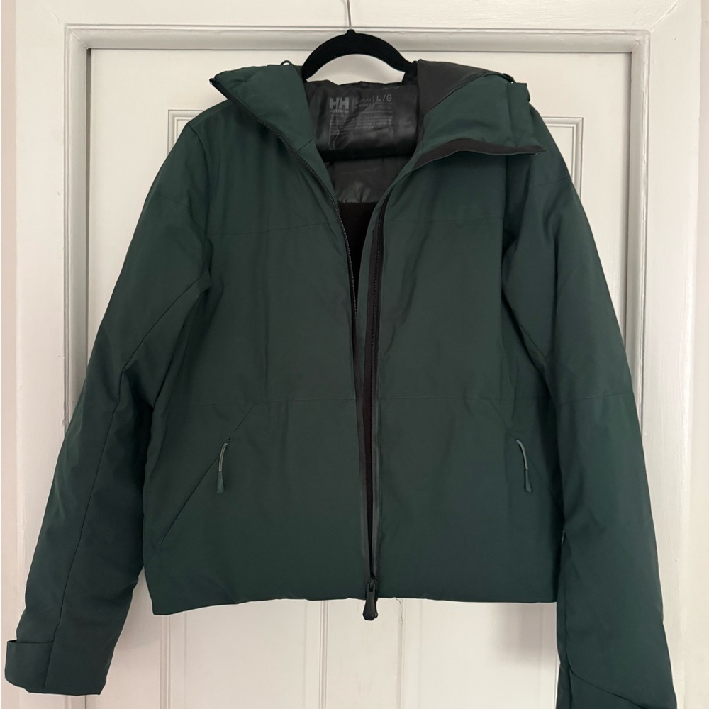 Helly Hansen Nora Short Puffy Insulated Ski Jacket (Women's)